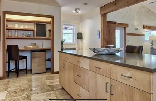 Dripping Springs Casa | The Hill Country House