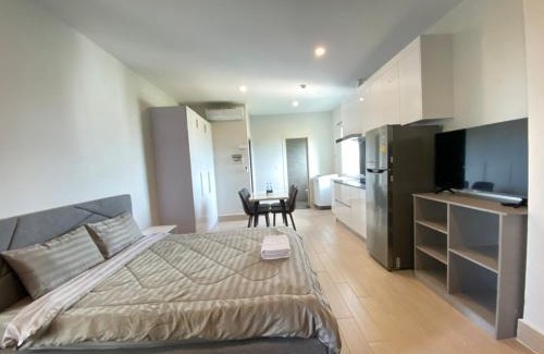 Sihanoukville City Centre Cama Y Desayuno | The Hill Residence