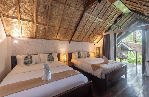 Catangnan Hotel | The Hillside Resort Siargao
