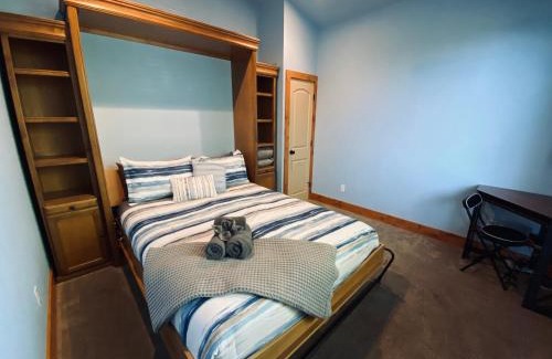 Oakhurst Casa | The Hilltop Cabin Retreat in Bass Lake Heights