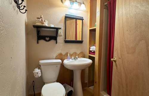 Mountain View Cabina | The Hilltop Cabins - Duplex #2