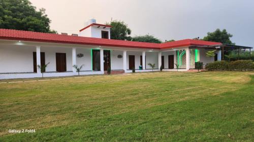 Jacobpura Complejo | The Hilltop Heaven