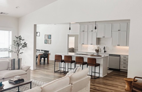 Crescent City Casa | The Hiouchi House with Hot Tub