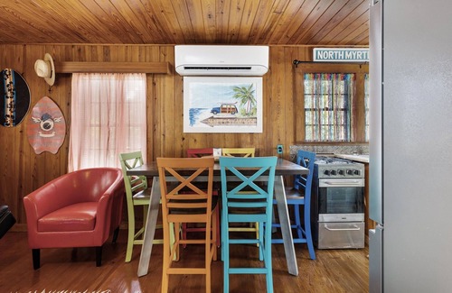 Windy Hill Cabina | The Hippie Hideaway- Betsy in Windy Hill NMB,