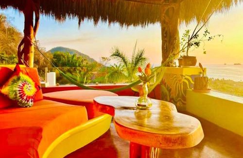 La Manzanilla Casa | The Hippie Palace a sublime experience