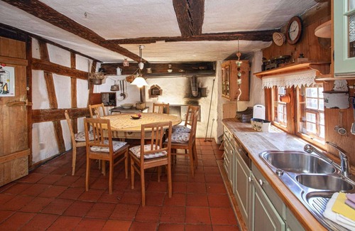 Buhlingen Casa | Vogtshof histórico: romance con chimenea, jardín cercado, parque infantil, wifi