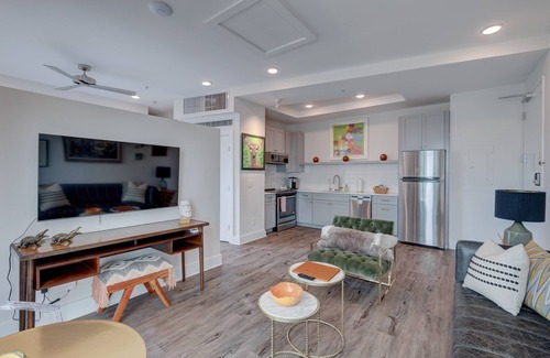 River District Apartamento | The Hive 302 King Balcony by BlueStar