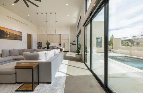 Hurricane Casa | The Hive at Sand Hollow Resort