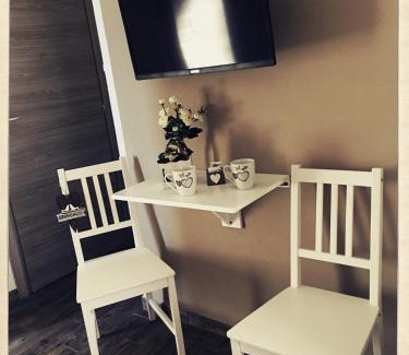 Iglesias Historic Centre Apartamento | THE HIVE STEFY'S APARTMENT