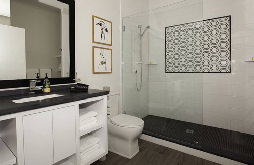 River District Apartamento | The Hive