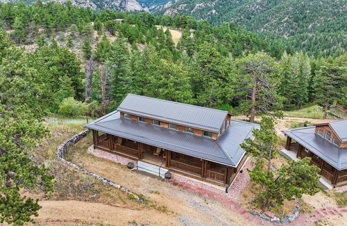 Allenspark Cabina | The Hogan #1 - A Pathways Ranch Original