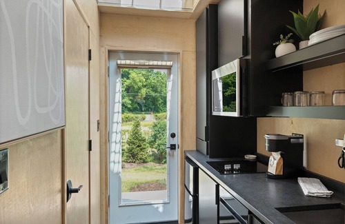 Ottawa Cabina | The Hold - Tiny Home