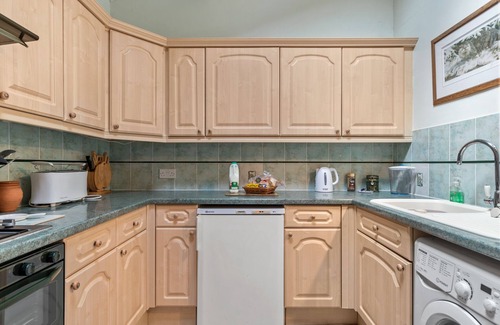 Wiseman's Bridge Cabaña | The Hollies - Close to Beach, Parking, EV Charger