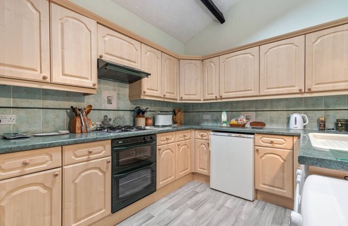 Wiseman's Bridge Cabaña | The Hollies - Close to Beach, Parking, EV Charger