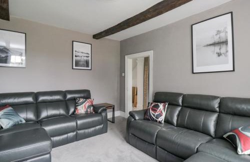 Thurstonfield Casa | The Hollies