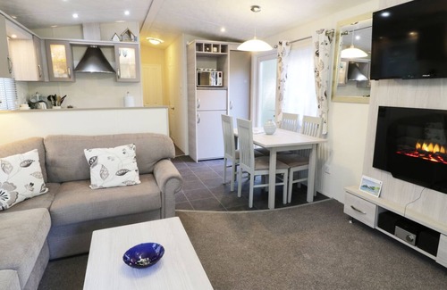 Prenteg Casa | THE HOLLIES, admite mascotas, con un jardín en Prenteg, Ref 985650