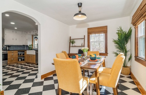 Damascus Casa | The Hollister House – Where nostalgia meets nature. Breathe deep. Stay awhile