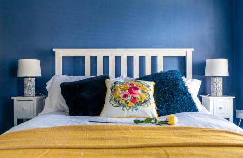 Roath Casa | The Hollywood - Beautiful 3 Bedroom House