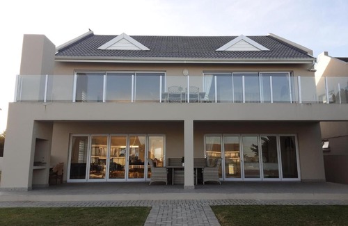 West Bank Apartamento | The Holy Hill Royal Alfred Marina