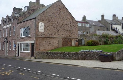 Eyemouth Hotel | The Home Arms Guesthouse