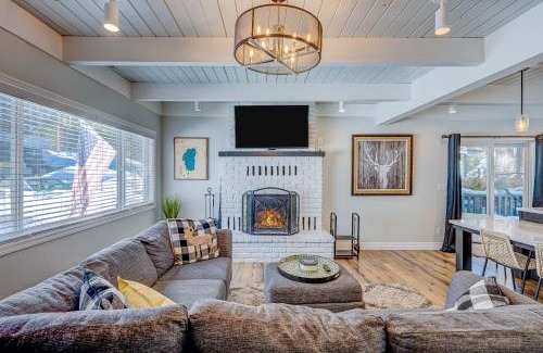 Tahoe Island Casa | The Home at the End of the Rainbow