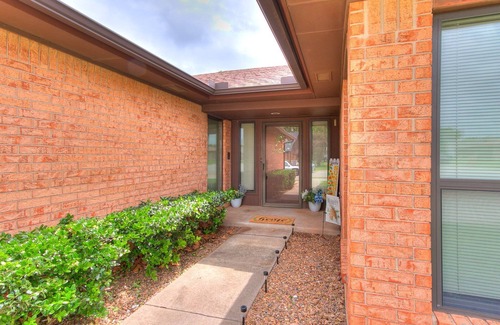 Oklahoma City Casa | The Home of Milk & Honey - Near Mercy & Turnpike