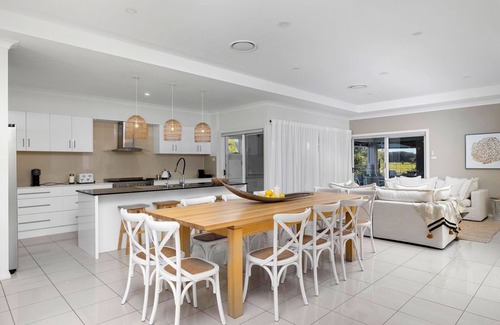 One Mile Casa | The Home Resort - Heated Pool and Tennis Court