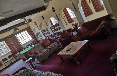 Geluksburg Casa | The Homestead Guest House and S-Catering