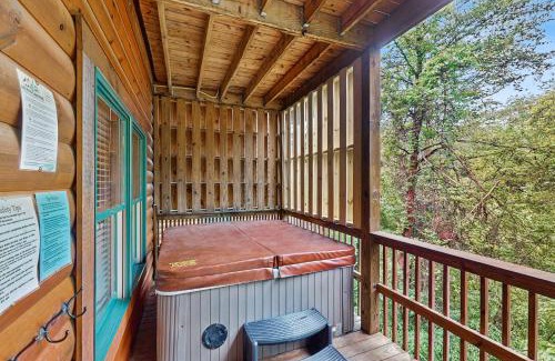 Pigeon Forge Casa | The Honey Bee