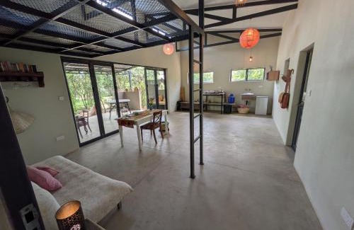 Lusaka Casa | The Honey House Self-Catering and Camping