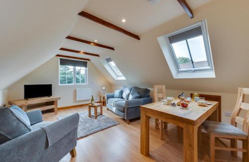 Etchinghill Casa | The Honey Pot