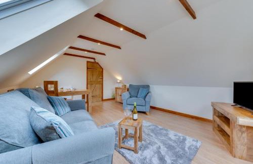 Etchinghill Casa | The Honey Pot