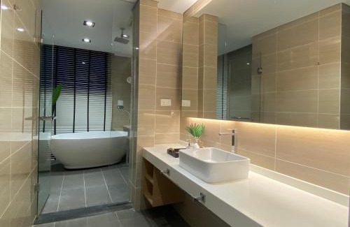 Tanjong Bidara Apartamento | The Honeymoon Haven - 99 Residences
