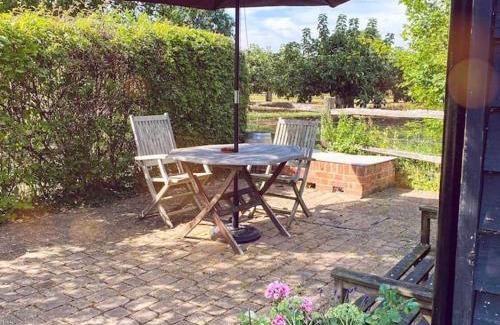 Abbess Roding Casa | The Hop Barn