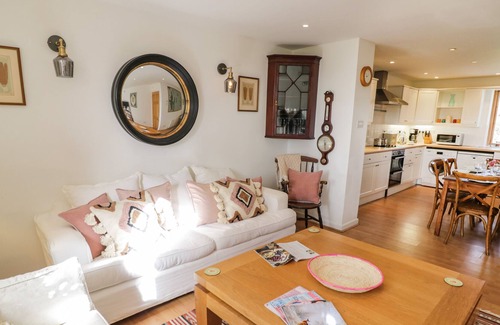 Suckley Casa | THE HOP KILN, pet friendly, character holiday cottage in Bromyard