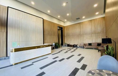 Phu My Hung Apartamento | The hotel has 2 bedrooms, 2 bathrooms, 1 kitchen, 1 living room, 1 laundry room, 1 balcony, 1 swimming pool - District 7