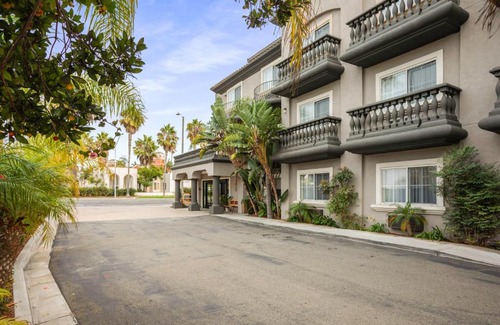 Townsite Hotel | The Hotel Oceanside