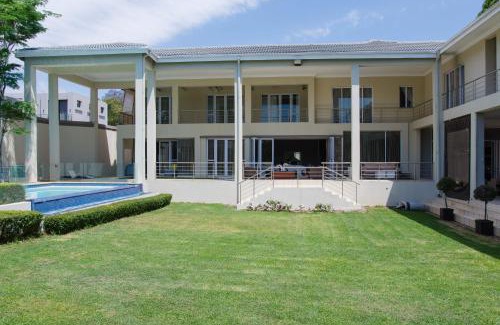 Houghton Estate Casa | The Houghton Villa