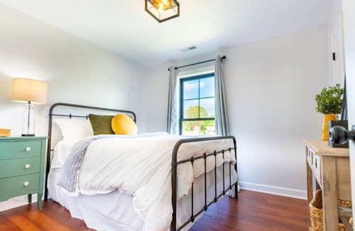 Cullman Casa | The House at Hedgerow--Close to Everything!