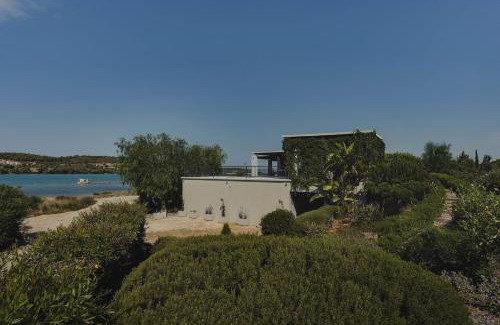 Porto Heli Casa | The House before the Lake