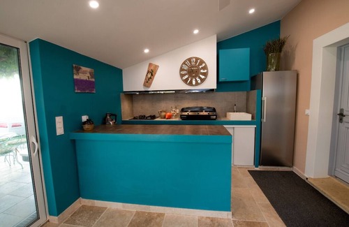 La Motte-dʼAigues Casa | "The house by the Lake" close to Lourmarin in South Luberon
