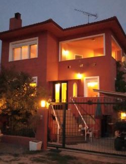Nea Fokaia Casa | The house Dimitra Nea Fokaia