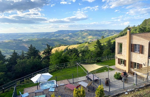 Ripatransone Casa | Maravillosa casa en el bosque en Ripatransone, con vistas panorámicas