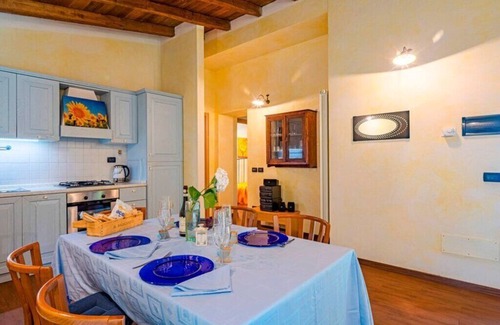 Montignoso Casa | the house in the woods! suitable for families