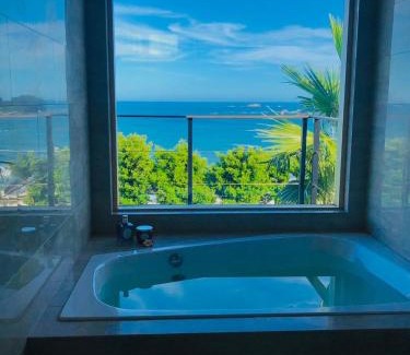 Nachikatsuura Villa | The House of Beach