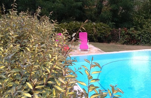 Buti Casa | La casa de los recuerdos: casa de campo con piscina, campo de olivos, viñedos y frutales