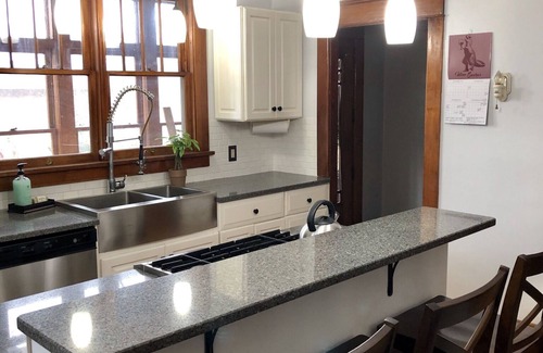 Baroda Casa | La casa en las colinas en el país vinícola del suroeste de Michigan