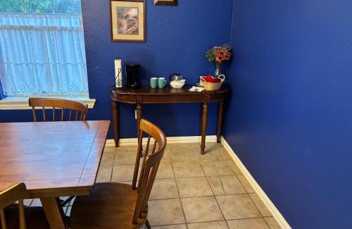 Mena Casa | The House on Wertz