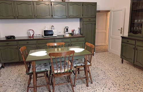 Lake Bracciano Apartamento | The House Under the Castle