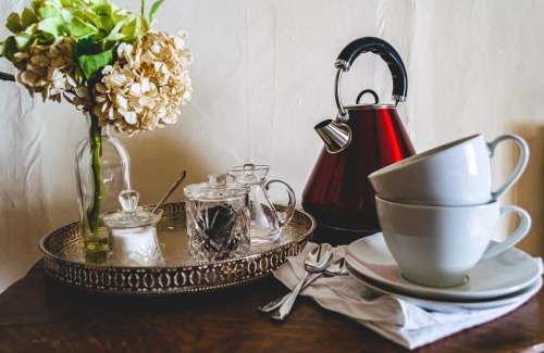 Rye Cama Y Desayuno | The House with Two Front Doors